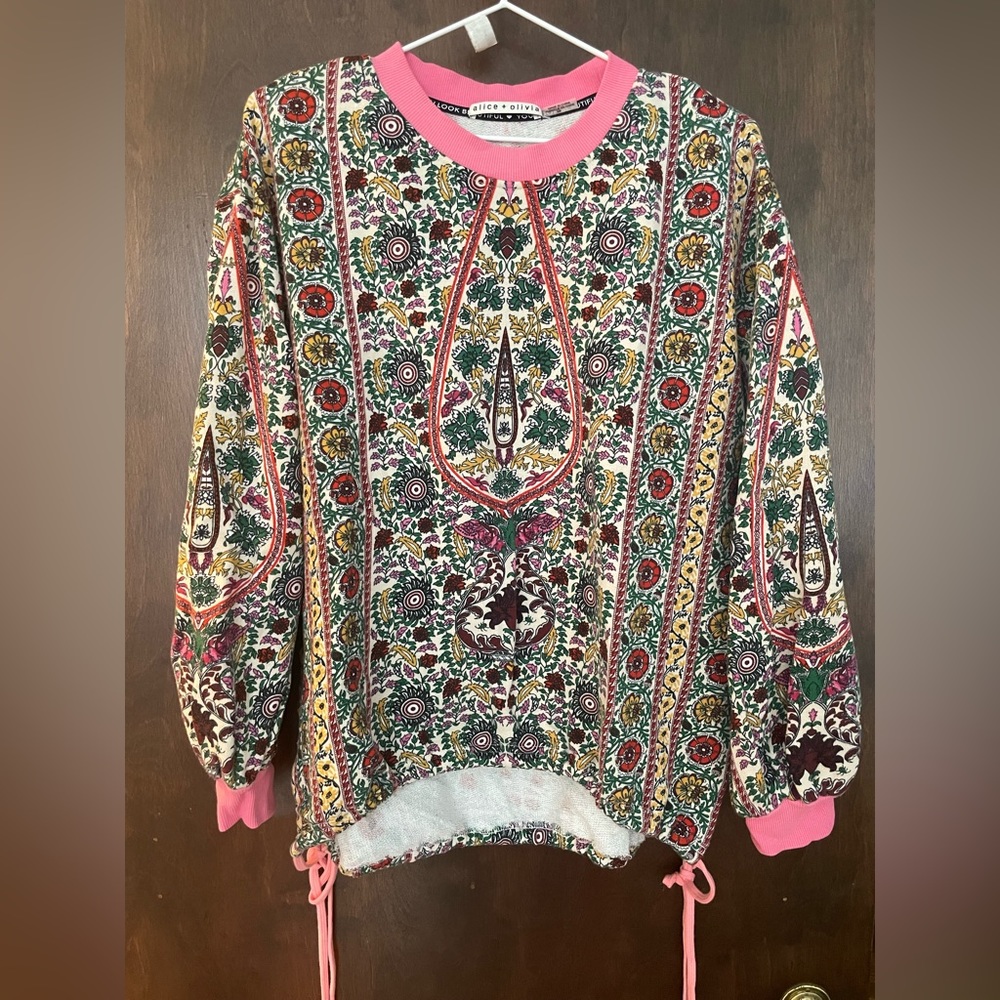 Alice + Olivia Amirah Floral Print Drawstring Hem sweatshirt NWOT